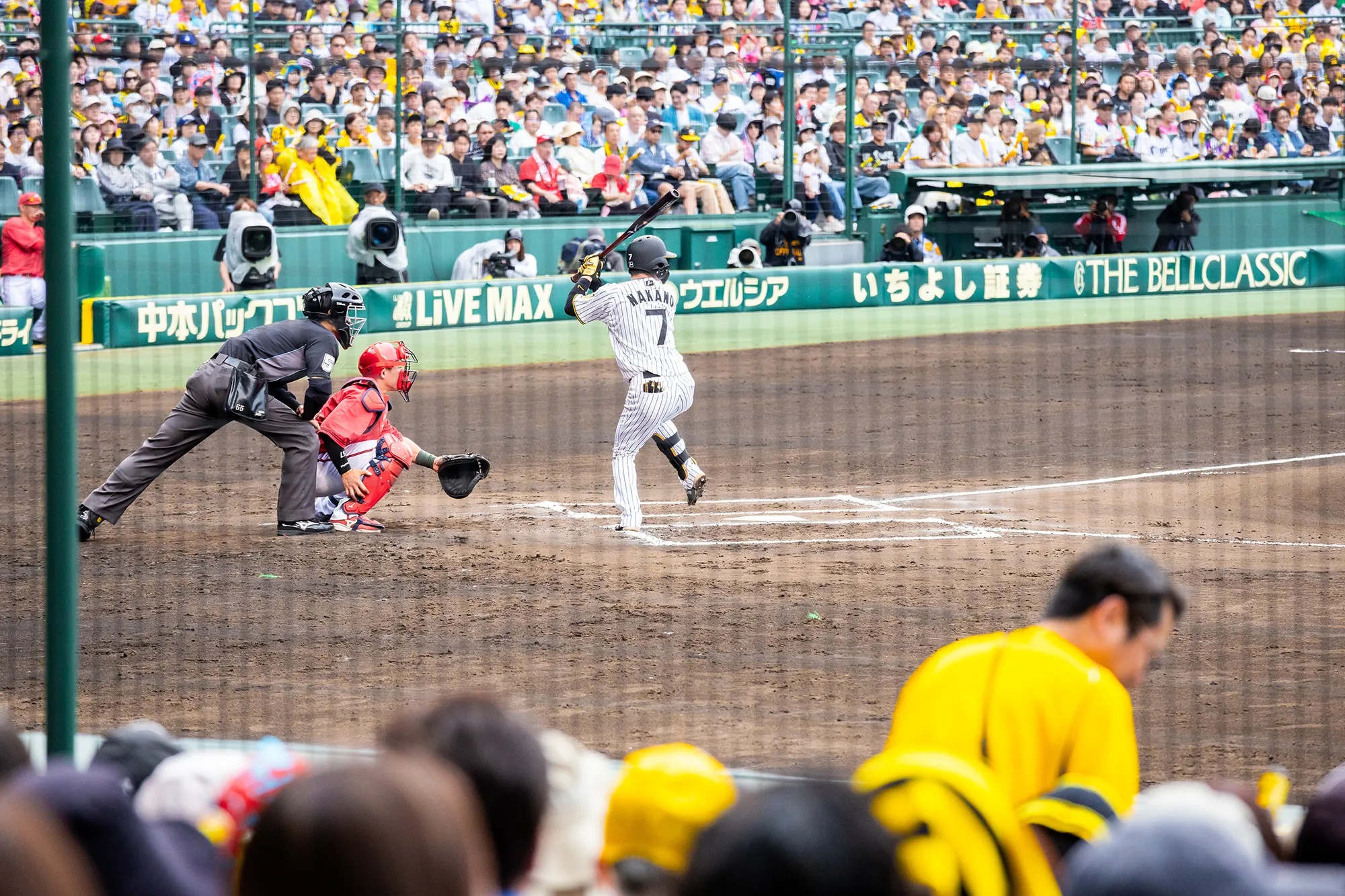 SMBCシート(1塁)からの風景写真